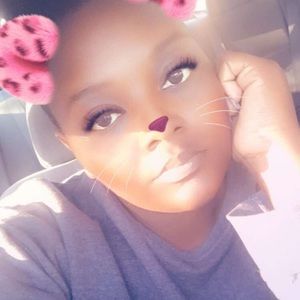 Meet your Posher, Alisha